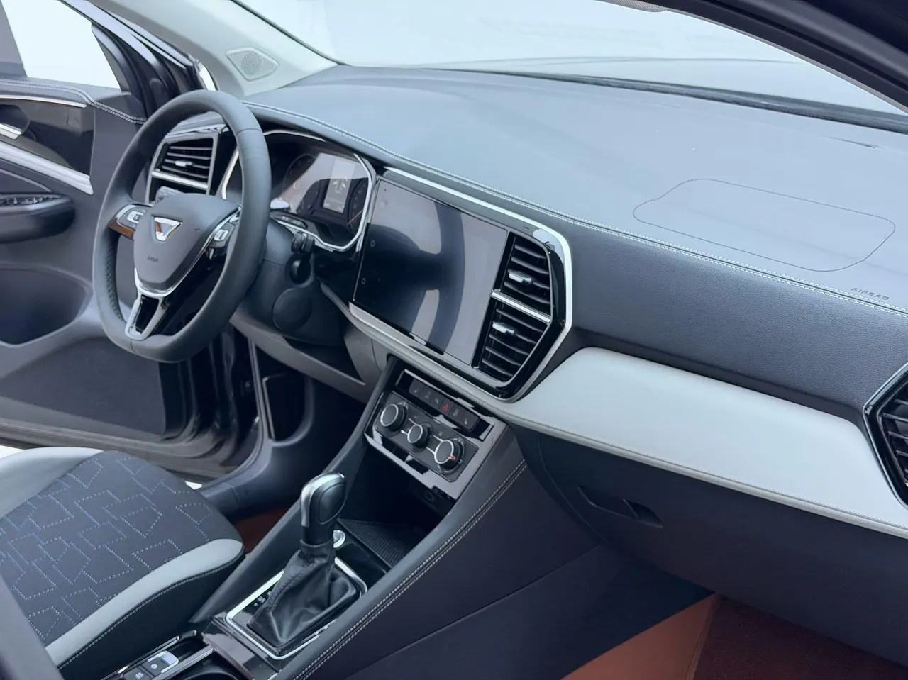 Jetta 2023 Jetta VS7 1.4T 280TSI Enterprising Edition Automatic Gear 12