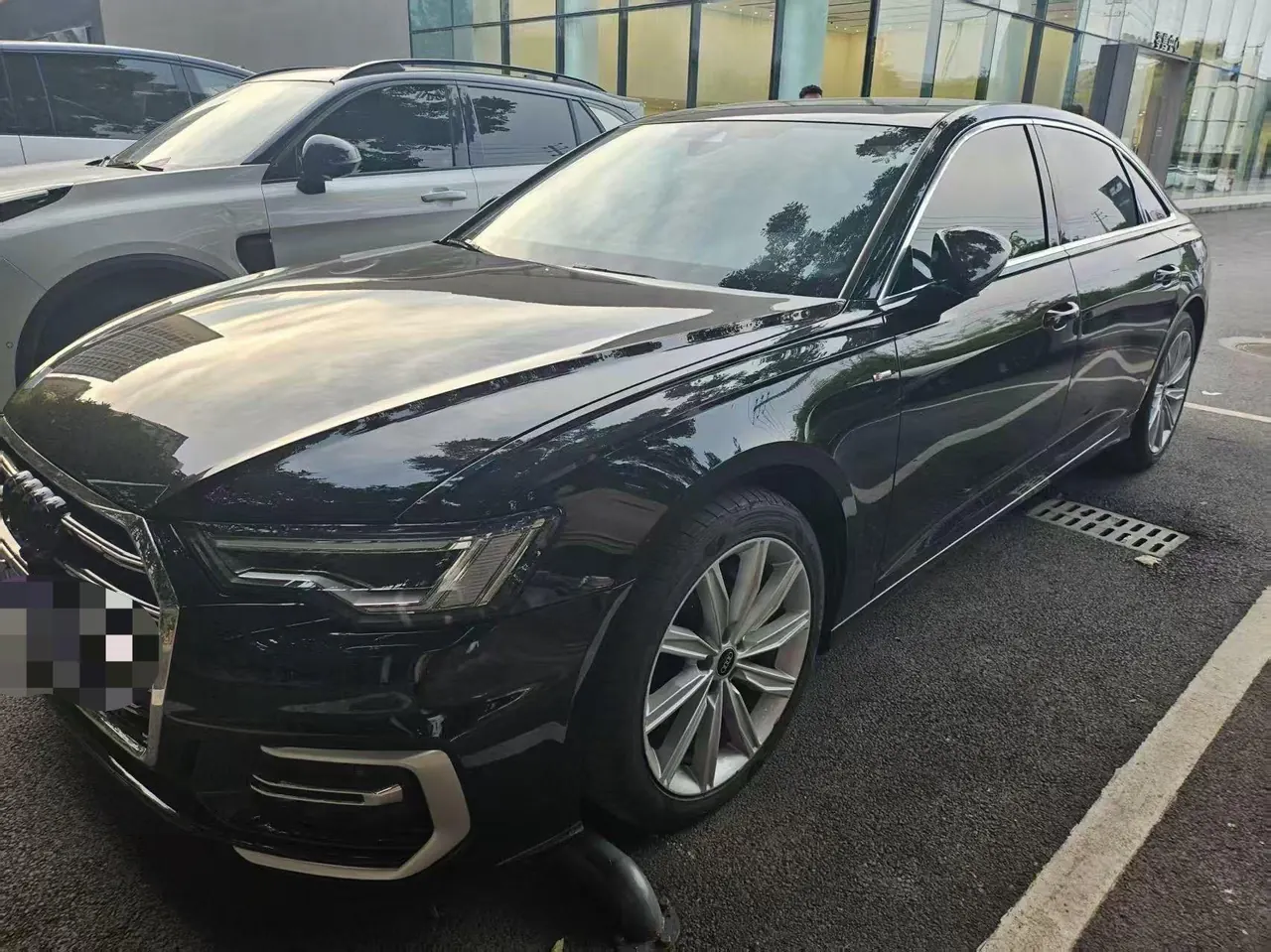 Audi 2023 A6L 2.0TFSI 45TFSI Selected Dynamic Automatic - View 1