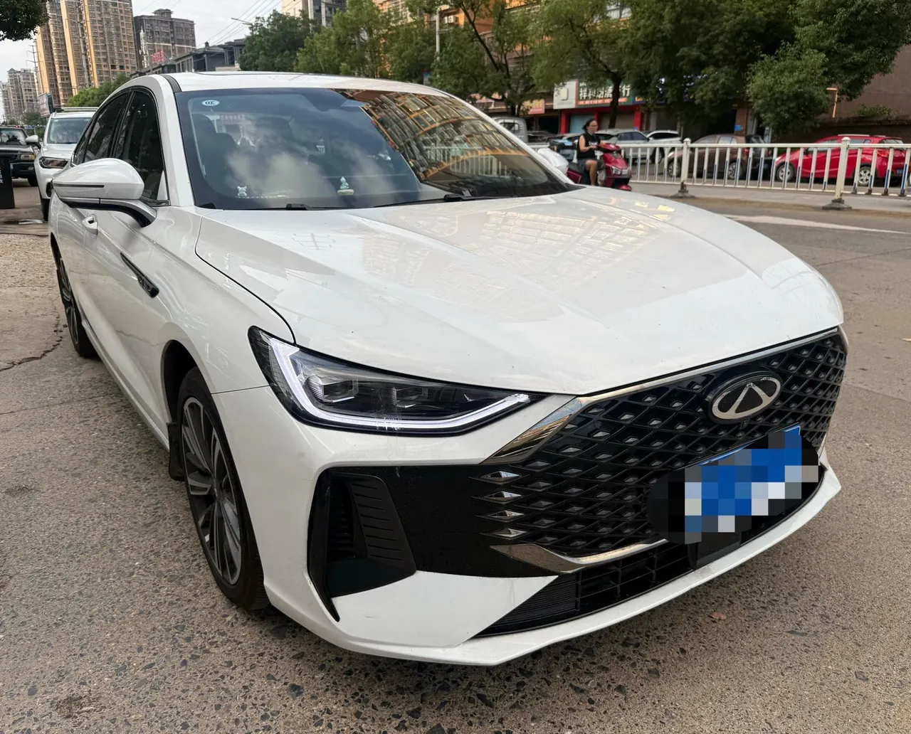 Chery 2025 Erez 8 Pro 1.6TGDI 290TGDI Comfortable Automatic Gear 2