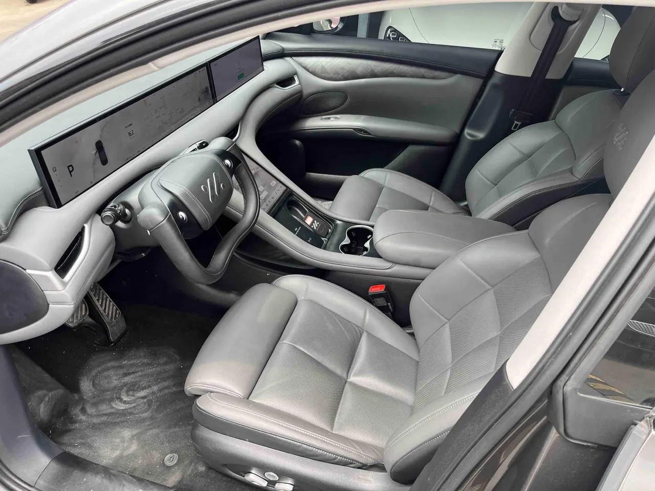 IM 2023 IM LS6 Max Standard Edition Automatic Gear 2