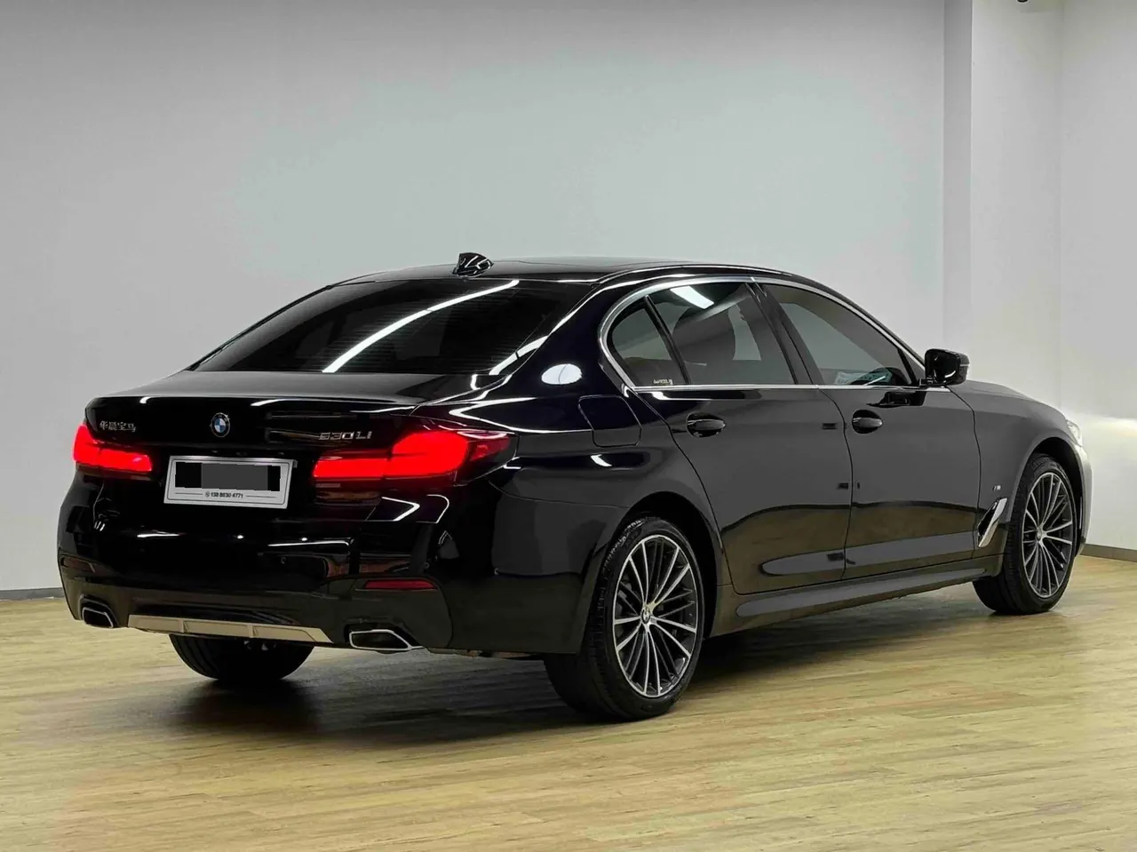 BMW 5 Series 2022 530Li 2.0T Leading M Sports Suit Automatic Gear 9