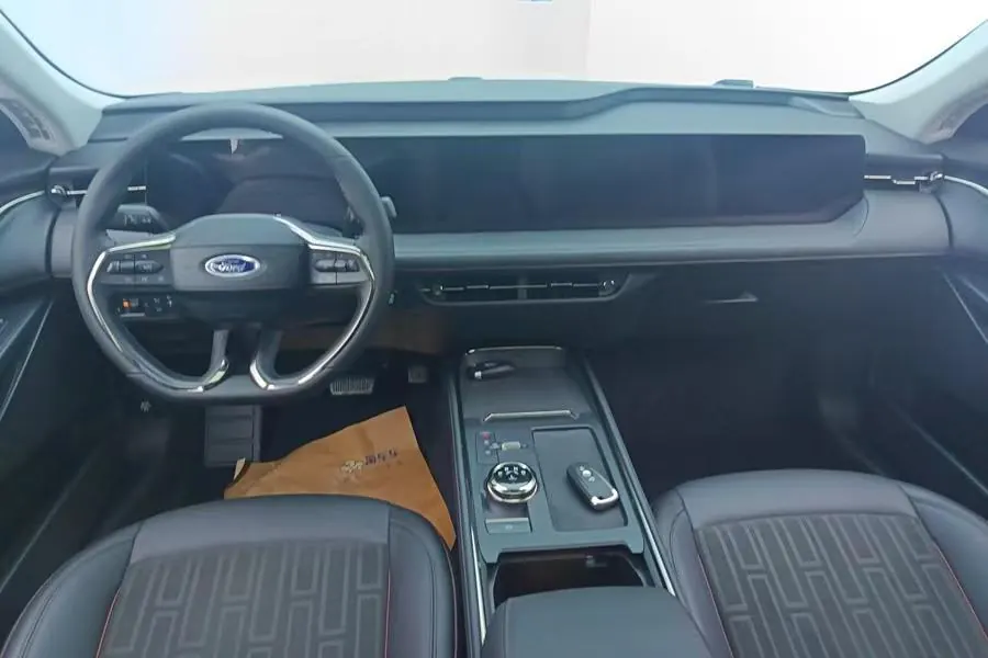 Ford 2022 Mondeo 2.0T EcoBoost 245 Luxury (Modified) Automatic Gear 5