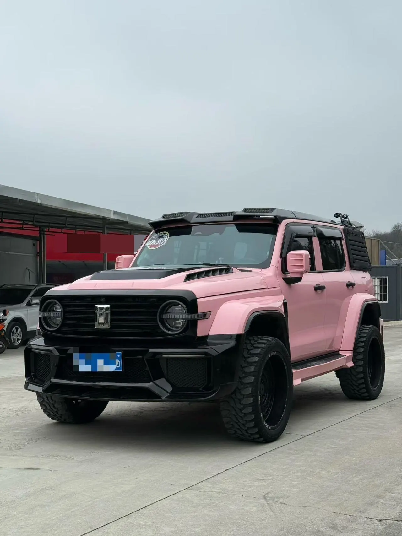 Открыть галерею: Tank 2021 Tank 300 2.0T Off-Road Challenger Automatic Gear