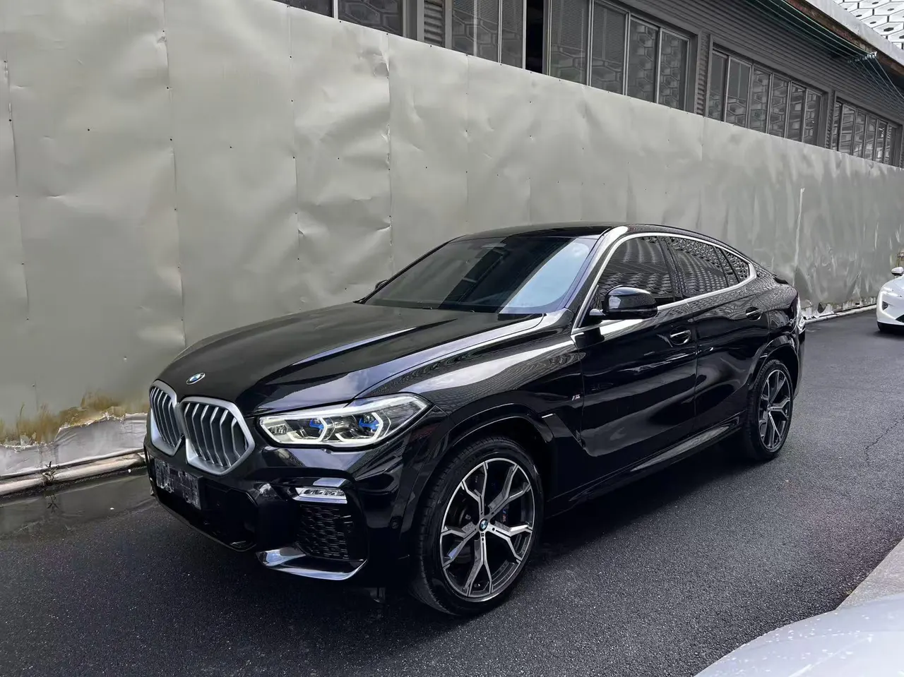 Open image lightbox: BMW X6 (Imported) 2021 X6 xDrive40i 3.0T Exclusive M Sports Suit Automatic Gear