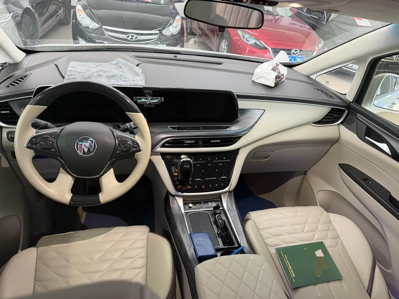 Buick 2020 GL8 ES Lu Zun 2.0T 653T Comfortable Automatic Gear 8