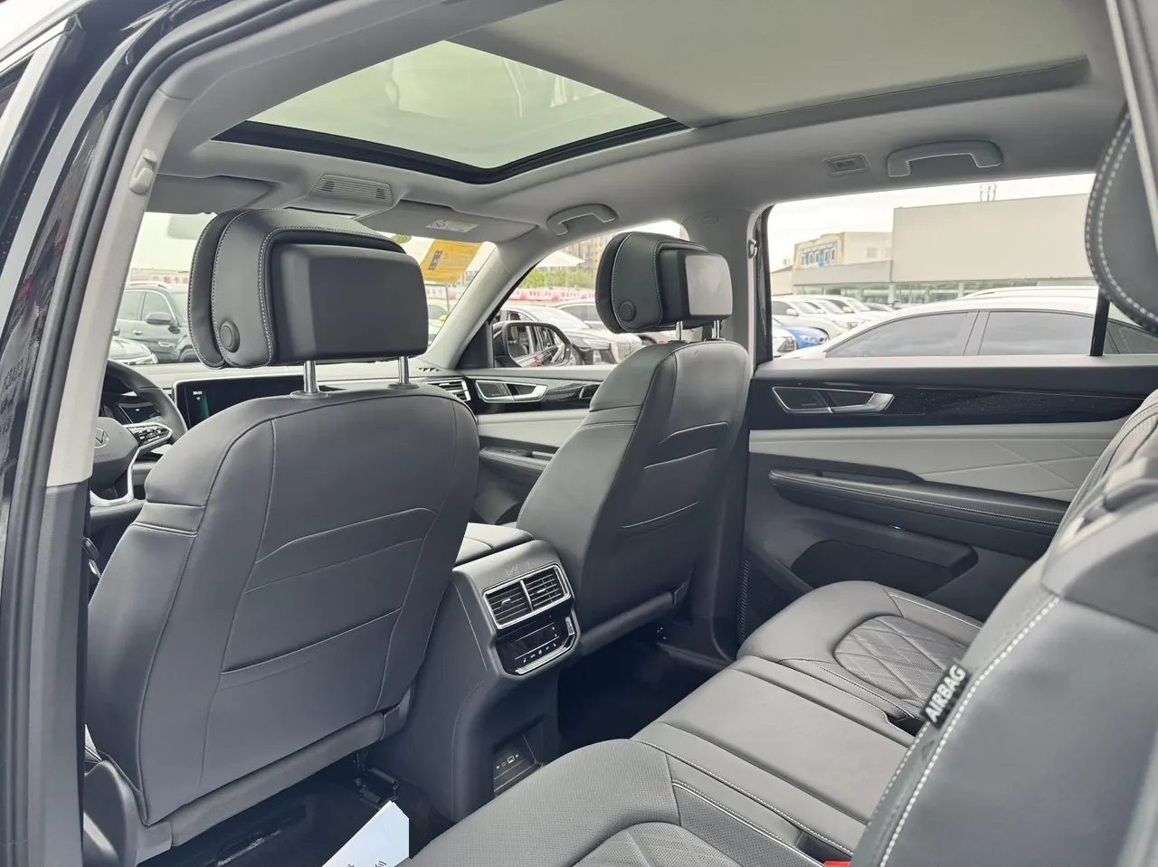 Volkswagen 2024 Tuang 2.0TSI 380TSI 4WD Longxiang Edition Automatic Gear 4