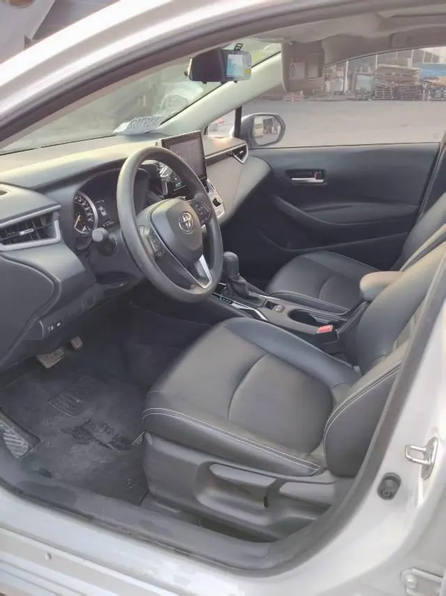 Toyota 2021 corolla 1.2T stepless elite PLUS version of automatic gear 4