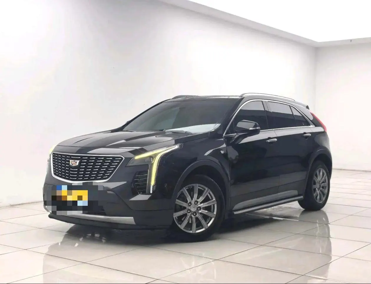 Открыть галерею: Cadillac 2020 XT4 2.0T 28T Two-Drive Leading Automatic Gear