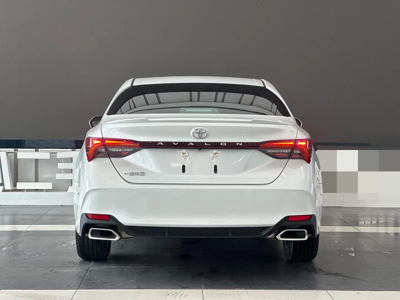 Toyota 2021 Asian Dragon 2.5 Deluxe Edition Automatic 3