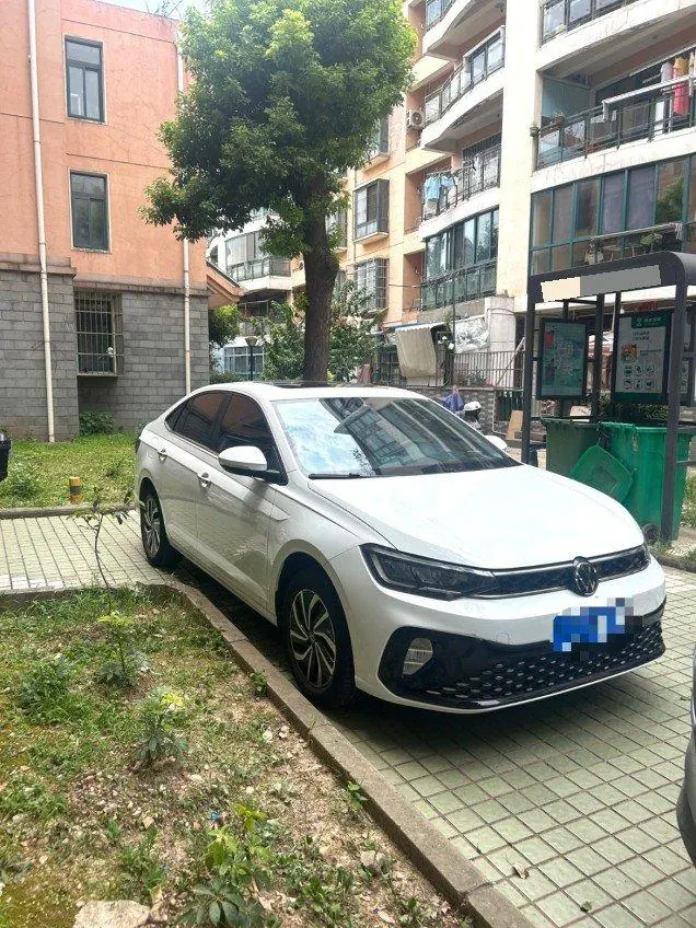 Volkswagen 2023 Lavida New 1.5 New Wish Edition Automatic Gear 3