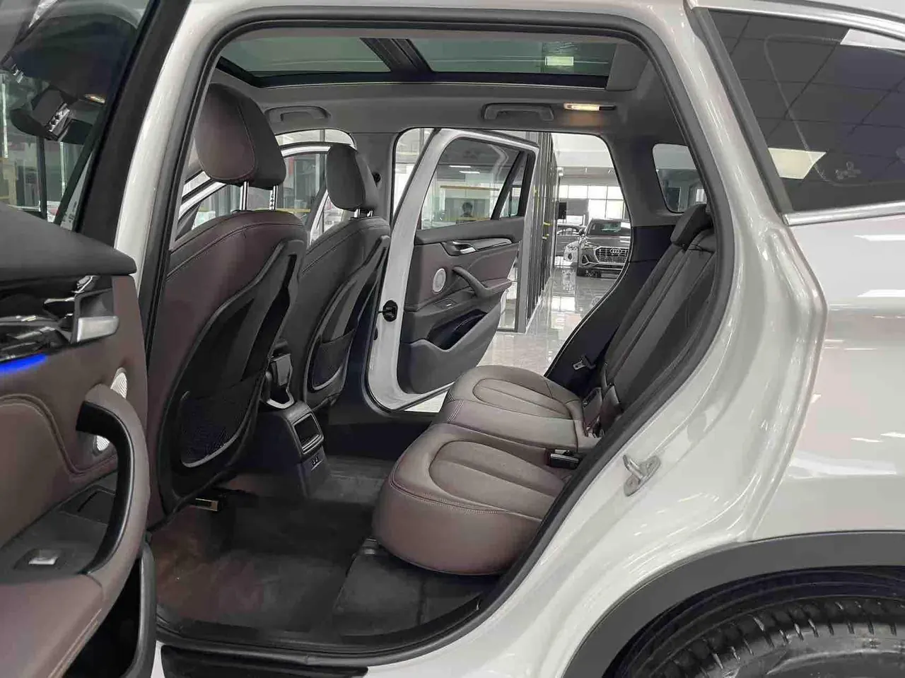 BMW 2022 X1 sDrive20Li 1.5T fashion automatic gear 5
