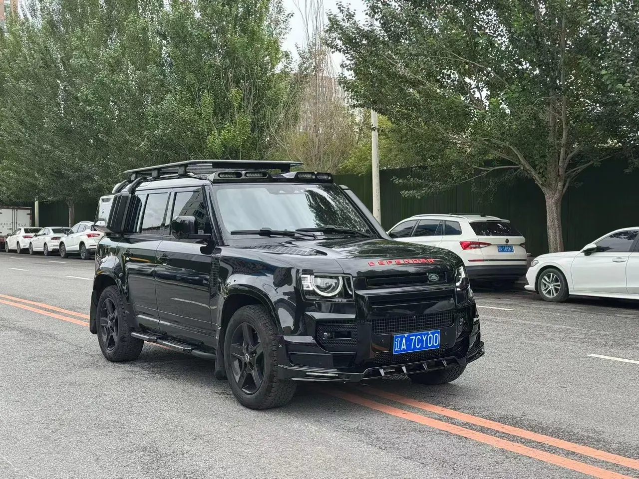 Land Rover Guard (Imported) 2020 Guard 110 3.0T P400 HSE Automatic Gear 3