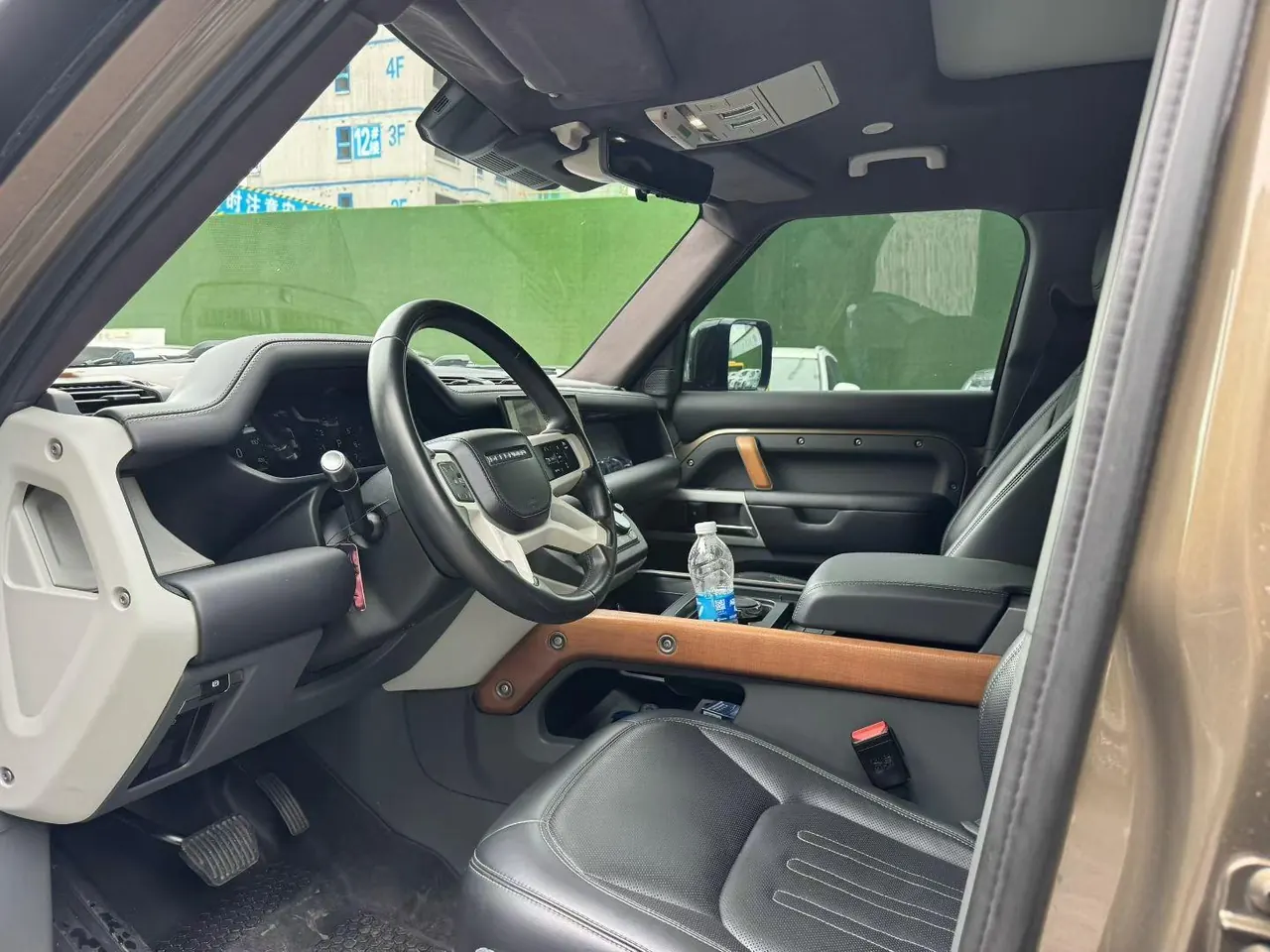 Land Rover Guard (Imported) 2020 Guard 110 3.0T P400 HSE Automatic Gear 6