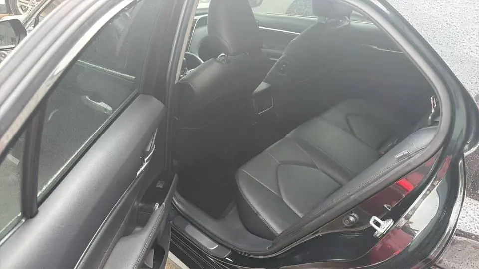Toyota 2021 Camry 2.5G Deluxe Edition Automatic Gear 4