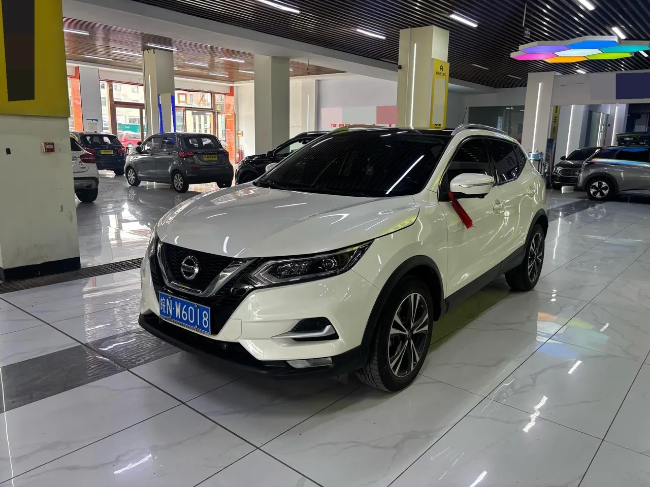 Открыть галерею: Nissan 2022 Xiao Ke 2.0 Stepless XV Prem Deluxe Edition Automatic Gear