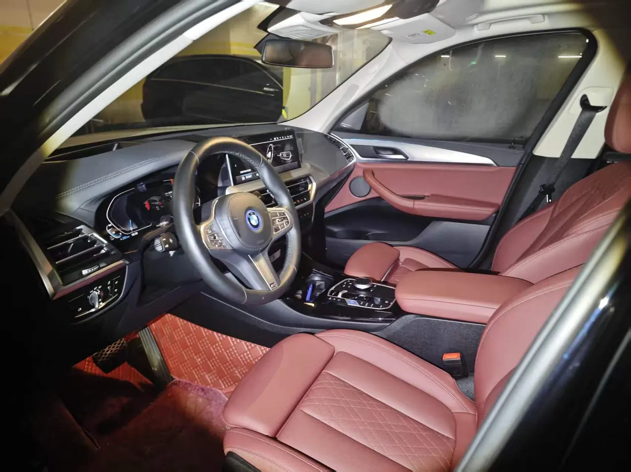 BMW iX3 (Imported) 2024 iX3 Chuangling Automatic Gear 2
