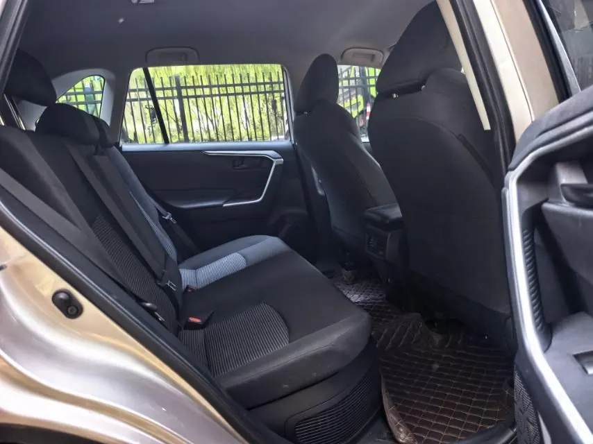 Toyota 2022 Weilanda Dual Engine 2.5 Stepless Two-Drive Leading Edition Automatic Gear 10