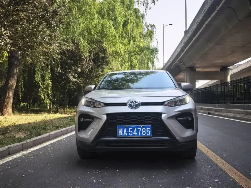 Toyota 2022 Weilanda Dual Engine 2.5 Stepless Two-Drive Leading Edition Automatic Gear 2