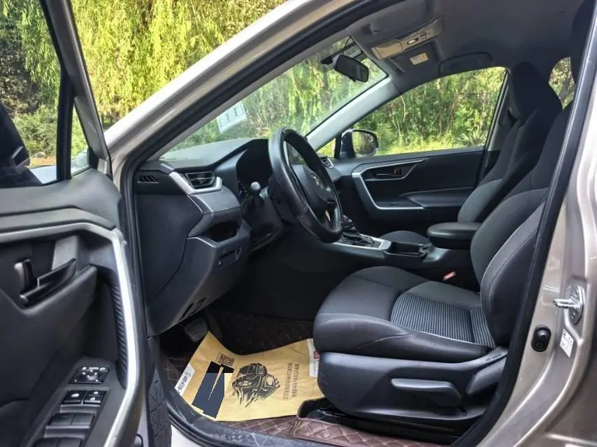 Toyota 2022 Weilanda Dual Engine 2.5 Stepless Two-Drive Leading Edition Automatic Gear 6