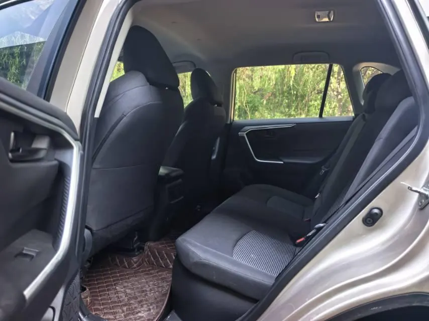 Toyota 2022 Weilanda Dual Engine 2.5 Stepless Two-Drive Leading Edition Automatic Gear 7