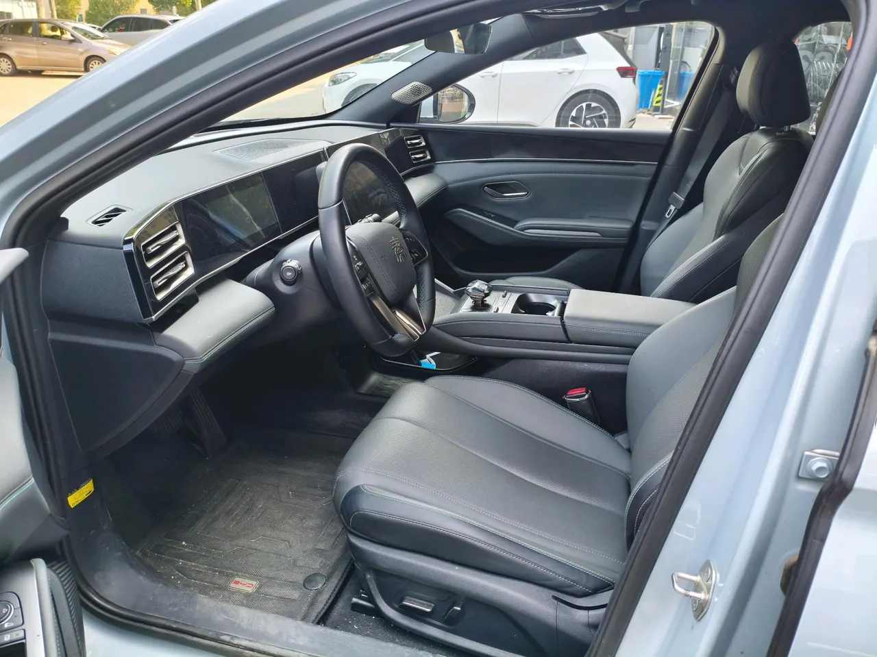 BYD 2024 Qin L DM-i 1.5 stepless 120KM leading automatic gear 3
