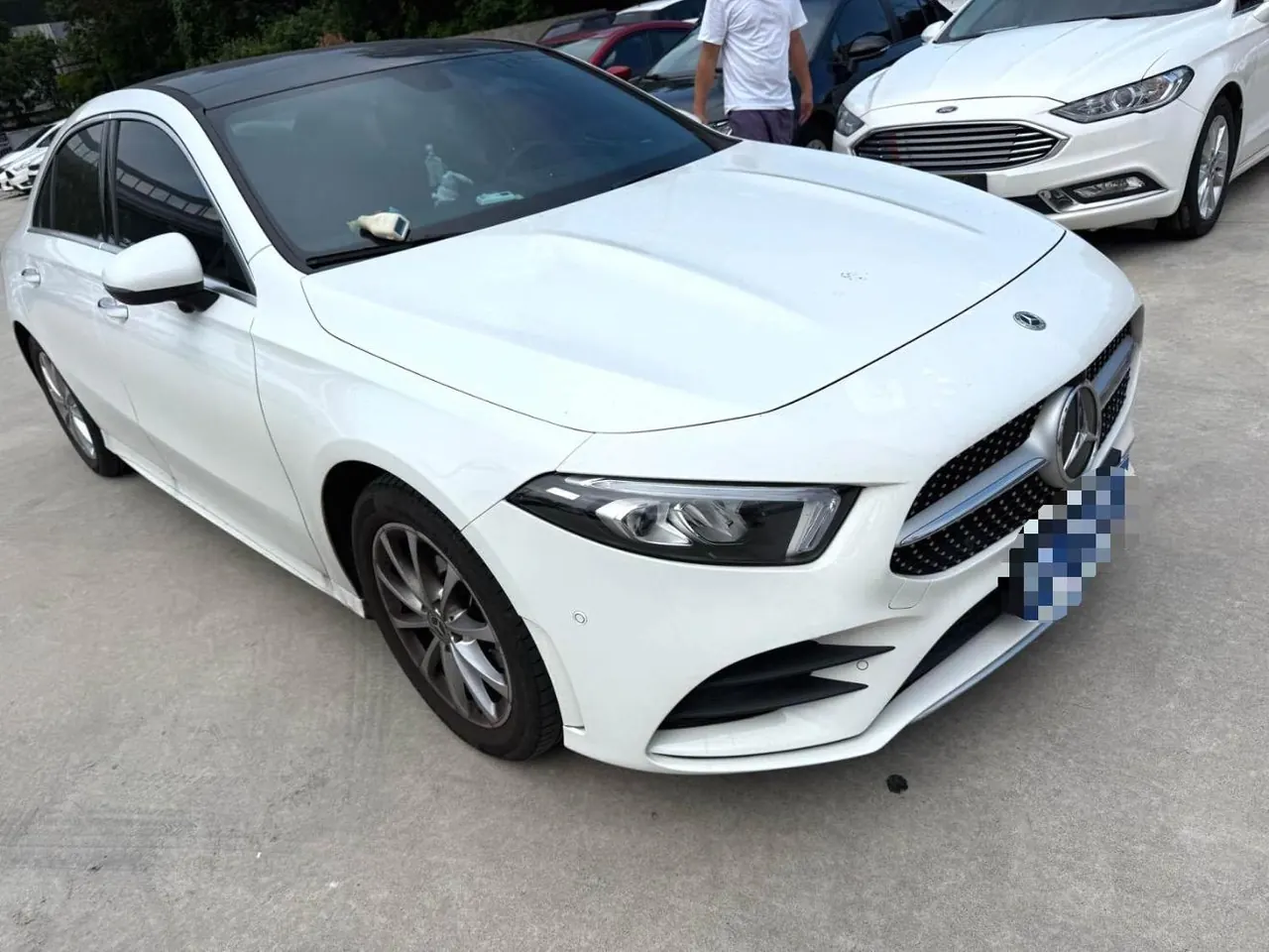 Mercedes Benz Class A 2022 A 200 L 1.3T Dynamic Automatic 3