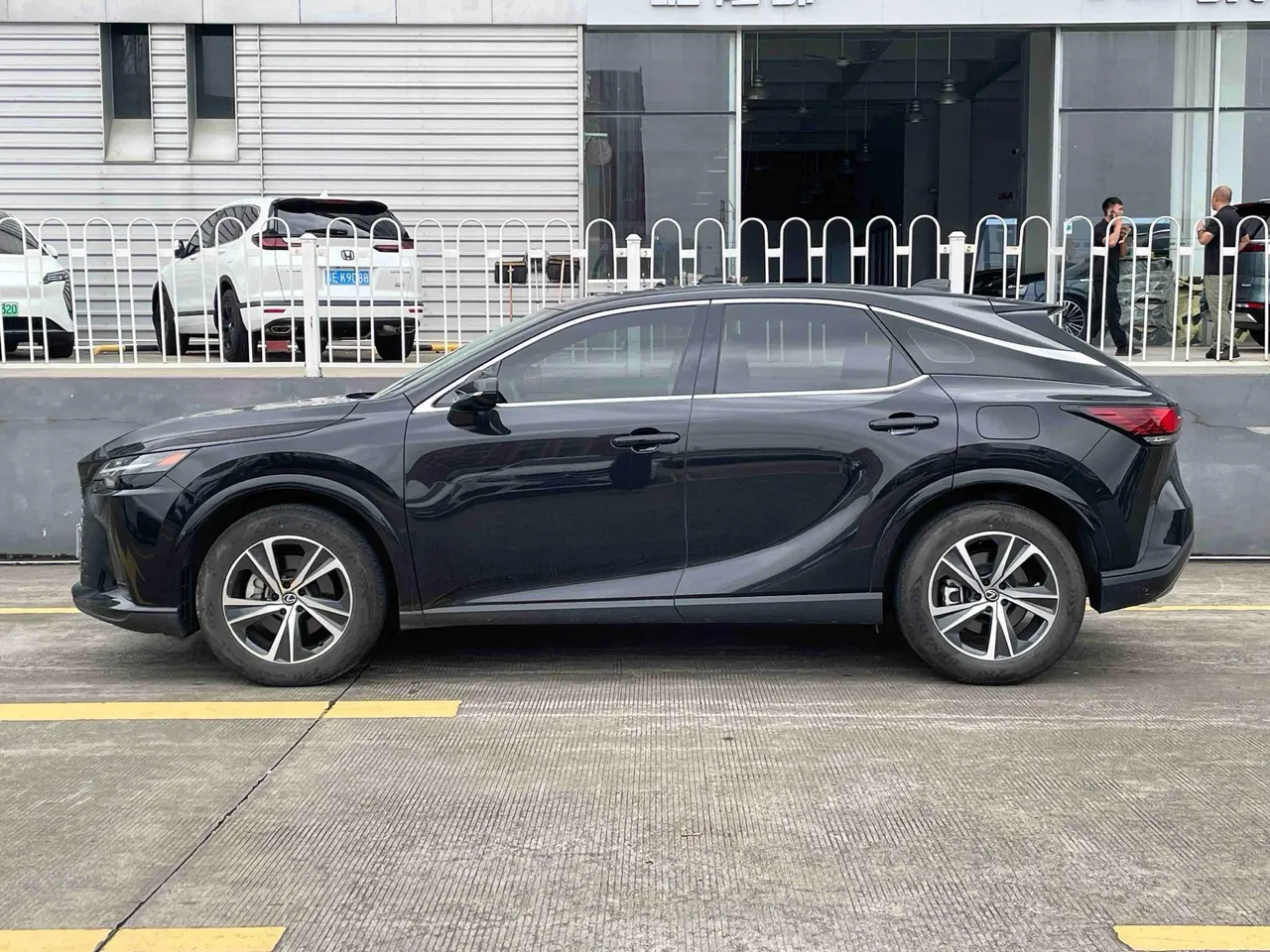 Lexus RX (Imported) 2024 RX300 2.0T Four-wheel Drive Edition Automatic Gear 4