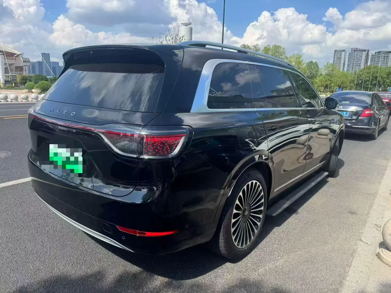 AITO 2024 AITO M9 extended range Ultra 52kWh automatic gear 6