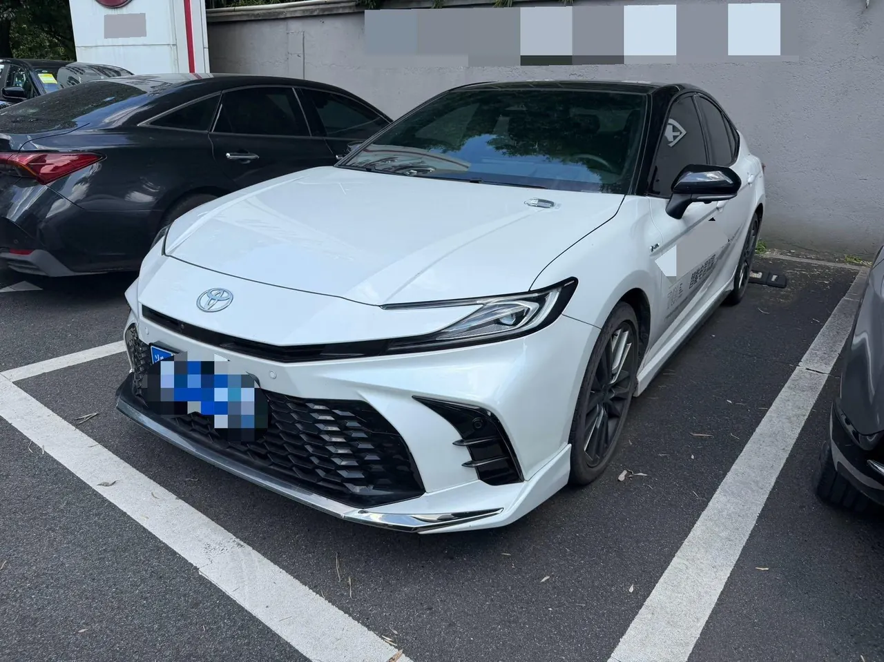 Открыть галерею: Toyota 2024 Camry Dual Engine 2.0HGVP Stepless Deluxe Automatic Gear