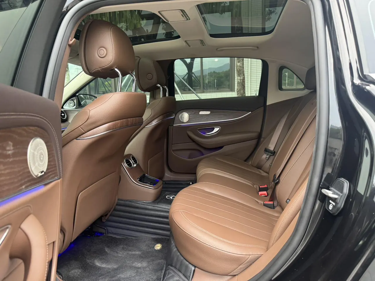 Mercedes Benz E Class 2021 E 300 L 2.0T Fashion (Modified) Automatic Gear 5