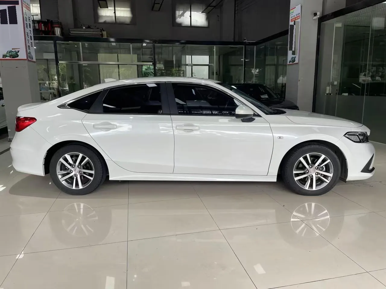 Honda 2022 Civic 1.5T Stepless 180TURBO Shangqing Edition Automatic Gear 10