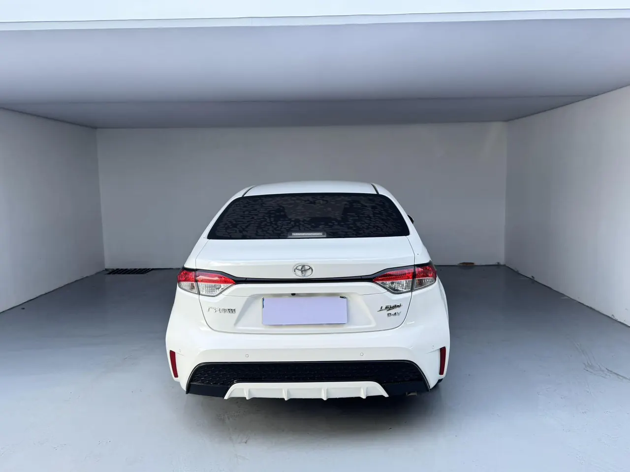 Toyota 2022 Lei Ling Shuangqing 1.8H Stepless Sports Edition Automatic Gear 15