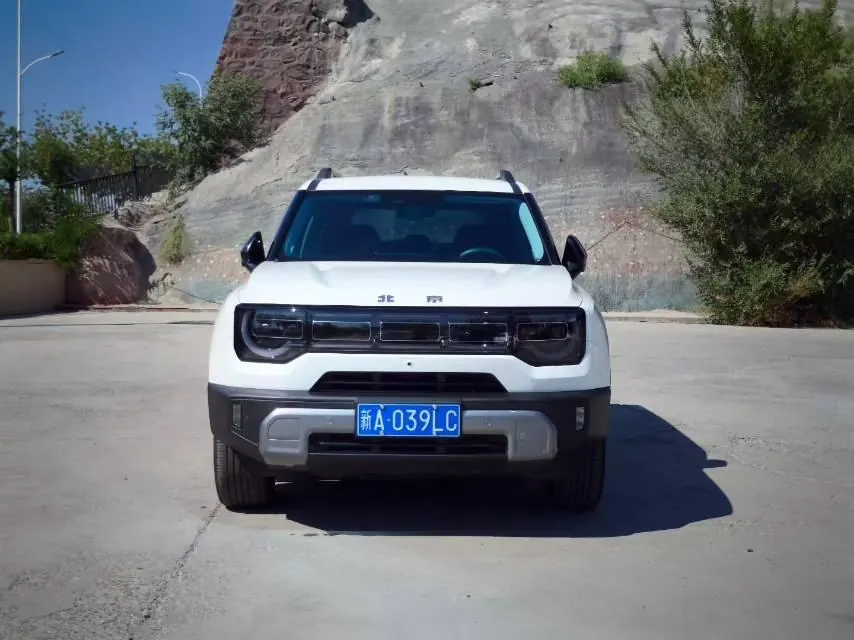Beijing 2024 BJ30 1.5T Magic Nuclear Drive Automatic Gear 2