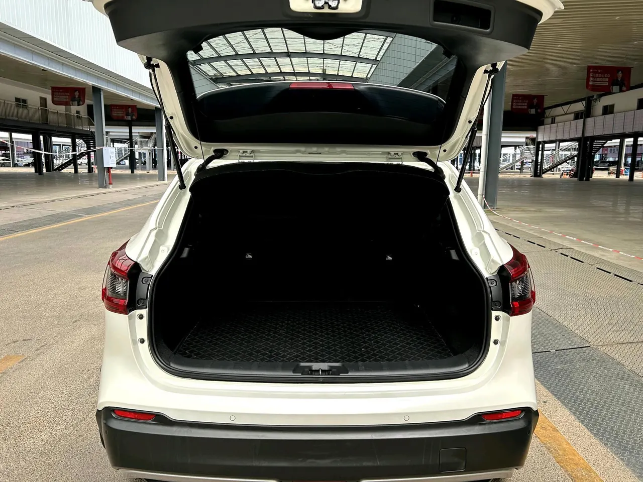 Nissan 2022 Xiao Ke 2.0 Stepless XV Prem Deluxe Edition Automatic Gear 17