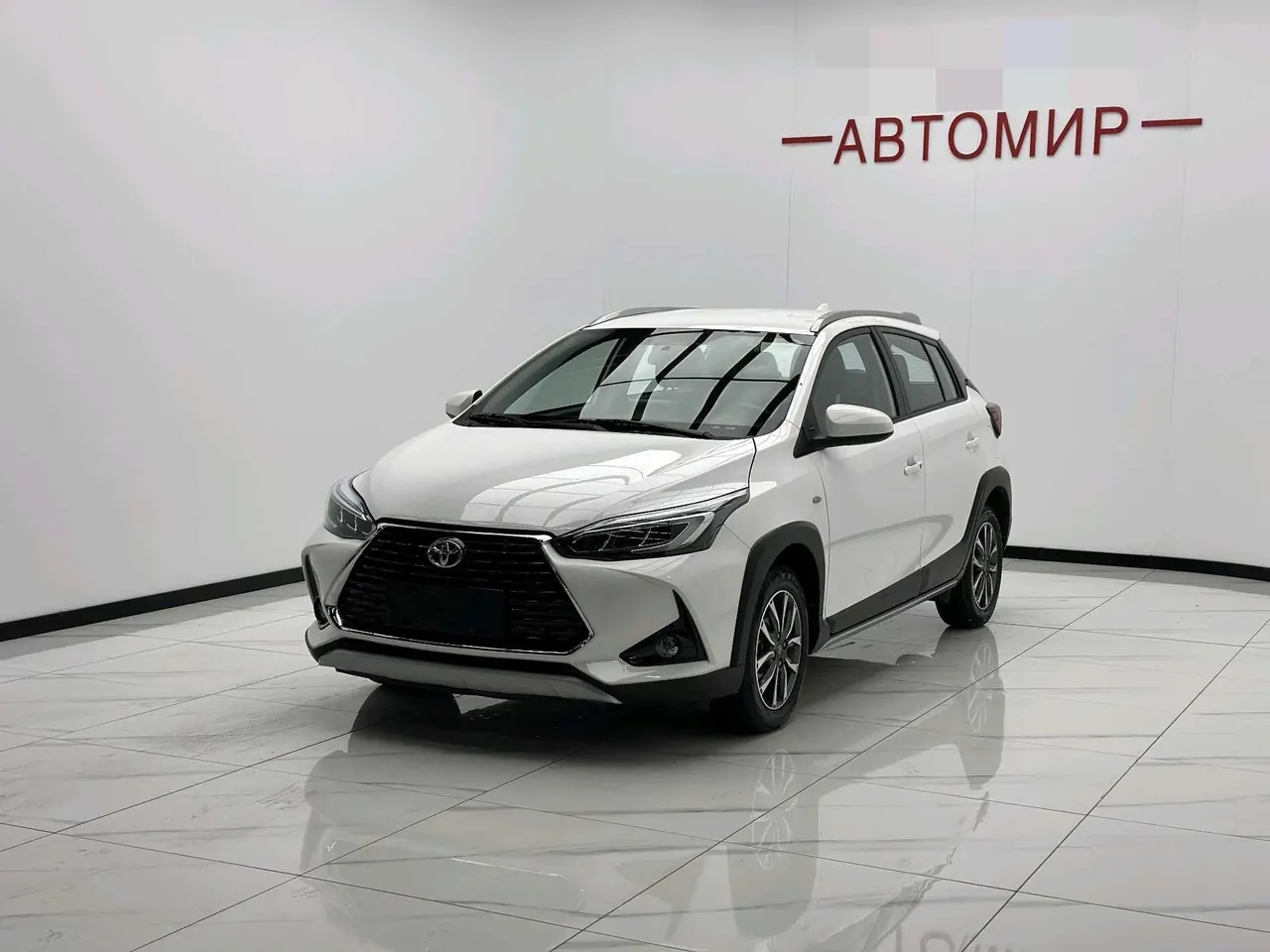 Открыть галерею: Toyota yaris 2022 YARiS L to dazzle X 1.5 stepless luxury PLUS version of automatic gear