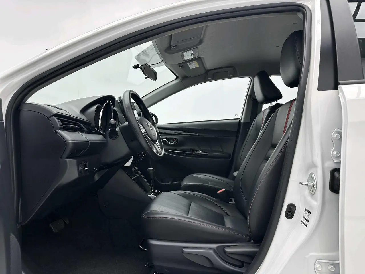 Toyota yaris 2022 YARiS L to dazzle X 1.5 stepless luxury PLUS version of automatic gear 5