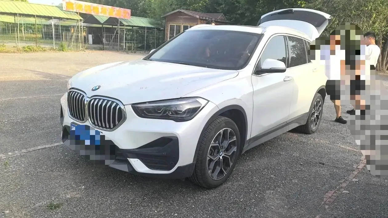 BMW 2021 X1 sDrive25Li 2.0T Leading Automatic Gear - View 1