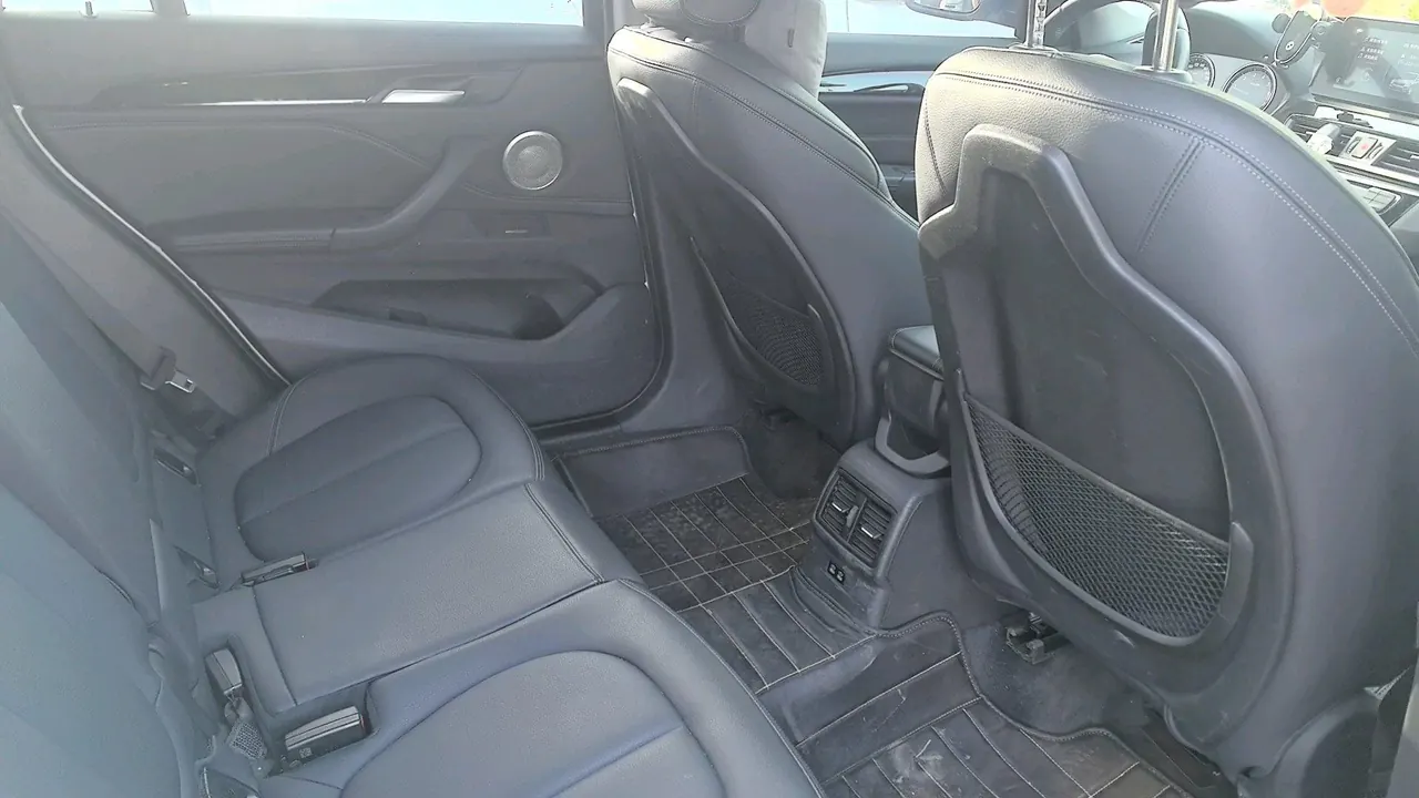 BMW 2021 X1 sDrive25Li 2.0T Leading Automatic Gear 5