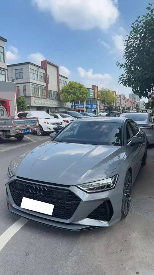 打开图片灯箱:Audi A7 (Imported) 2021 A7 Sportback 2.0TFSI 45TFSI Automatic Gear Selection