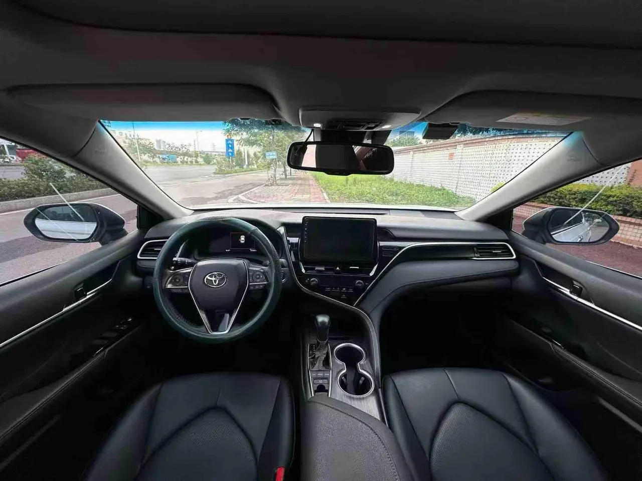 Toyota 2021 Camry 2.5G Deluxe Edition Automatic Gear 5