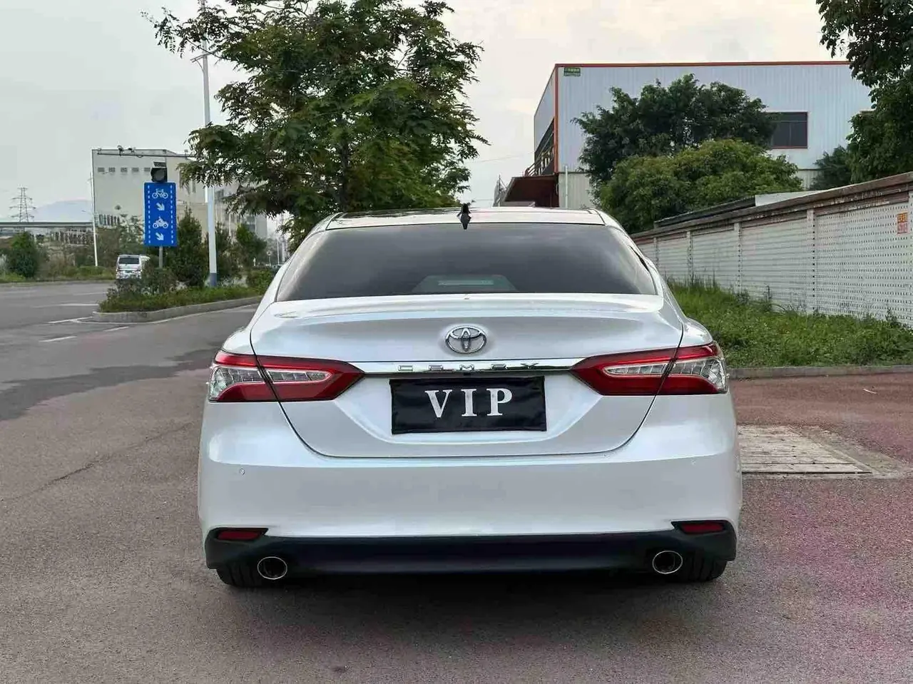 Toyota 2021 Camry 2.5G Deluxe Edition Automatic Gear 7