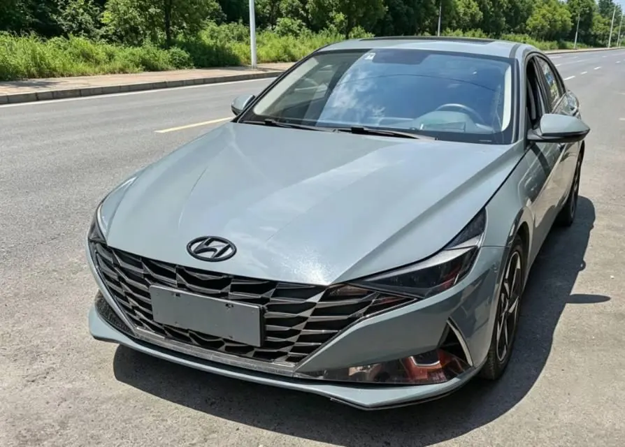 Open image lightbox: Hyundai 2021 Elantra-sedan 1.5 stepless GLX elite automatic gear