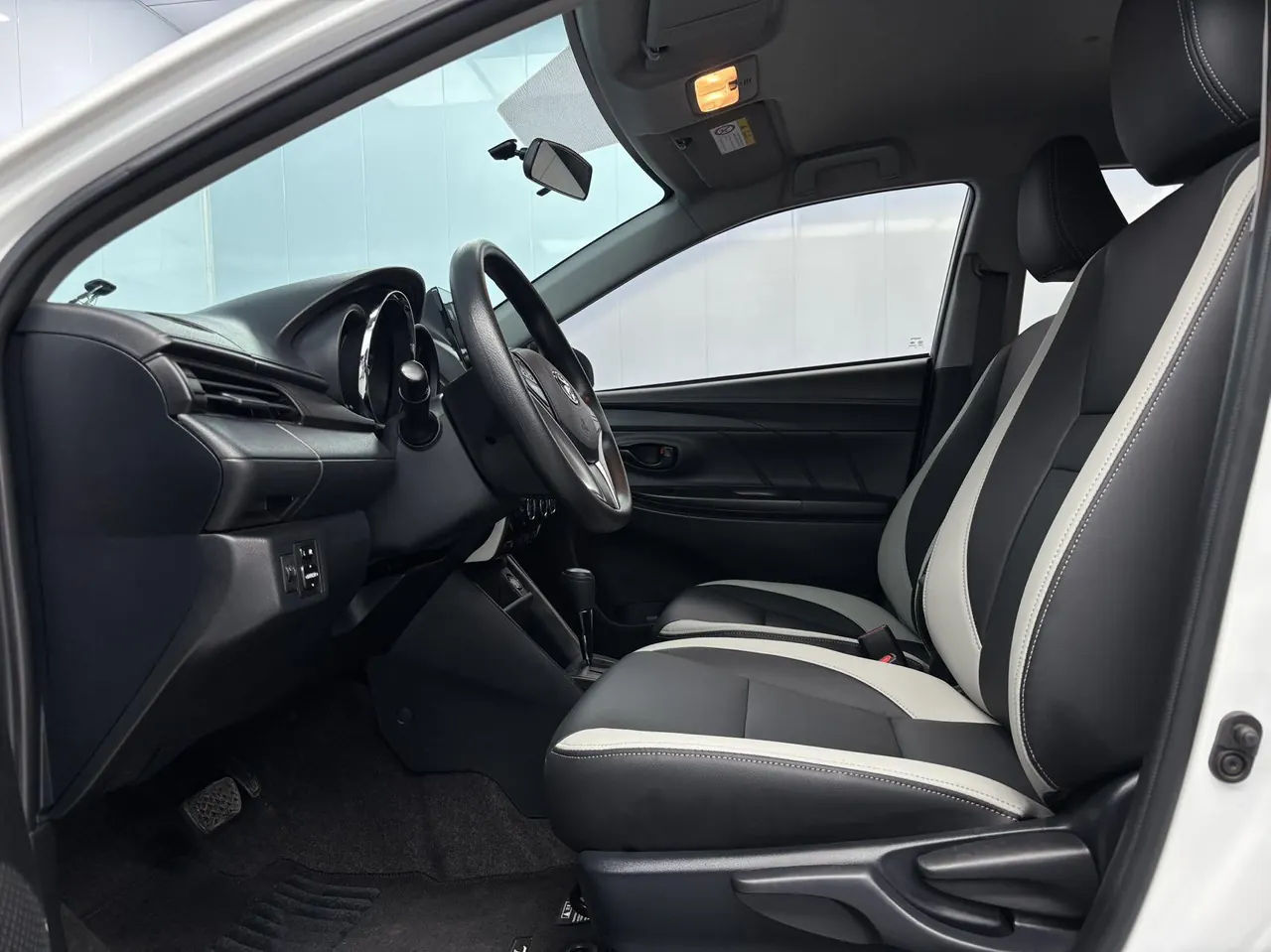 Toyota yaris 2022 YARiS L to dazzle 1.5 stepless leading PLUS version of automatic gear 10