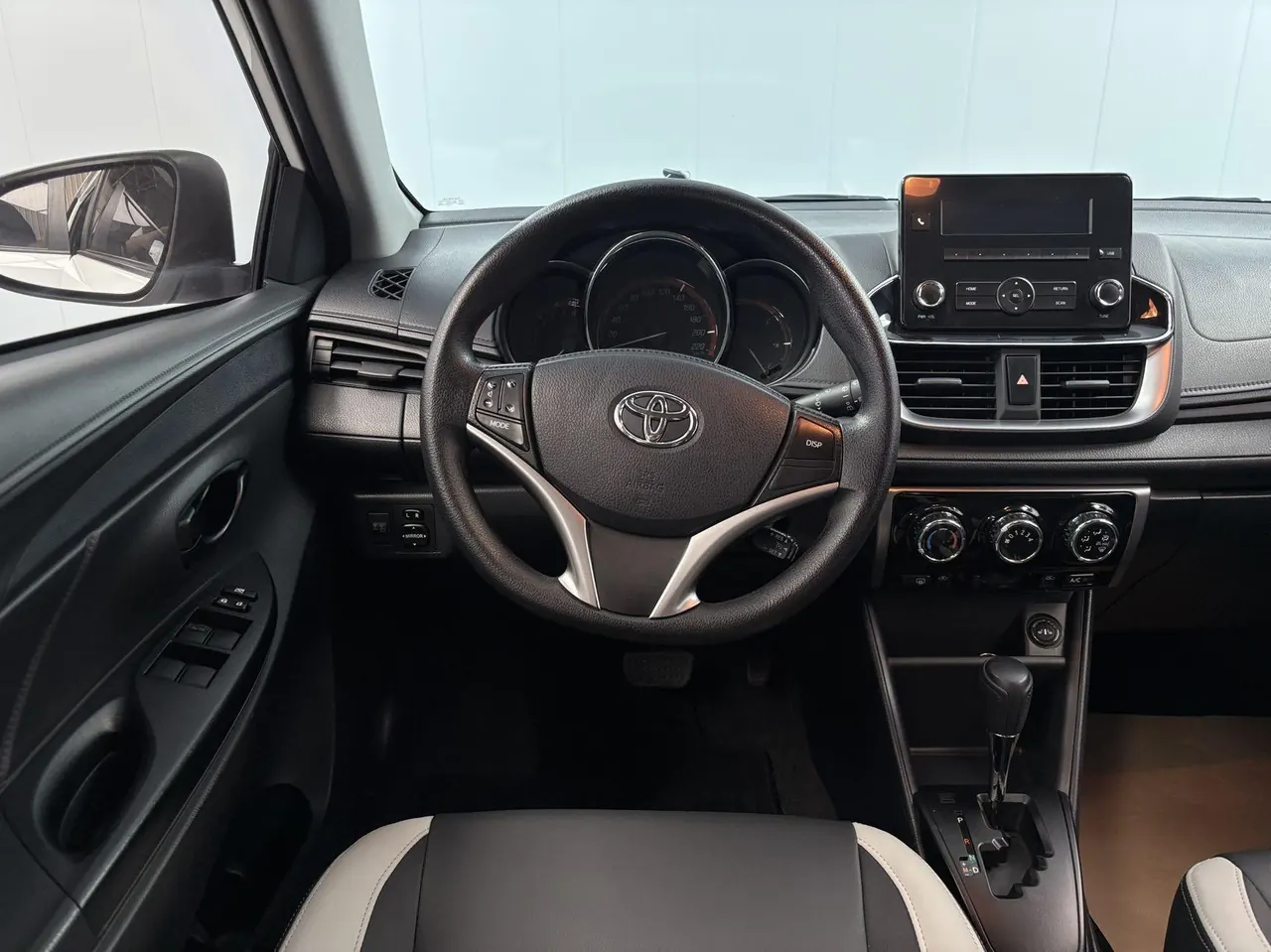 Toyota yaris 2022 YARiS L to dazzle 1.5 stepless leading PLUS version of automatic gear 7