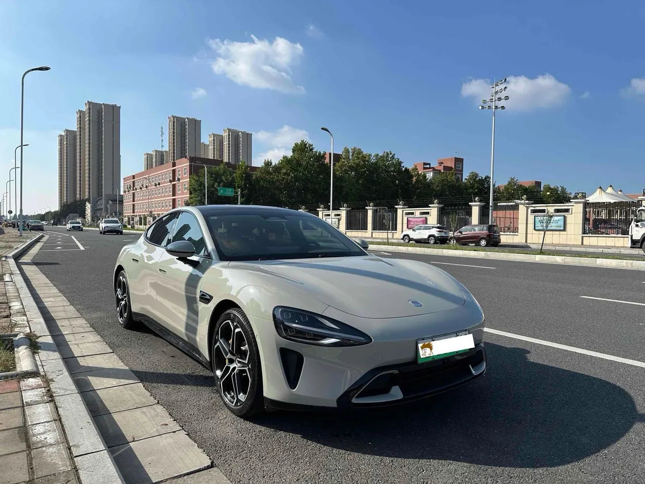 MI 2024 SU 7 700km Rear Drive Long Endurance Smart Driving Edition Automatic Gear 3