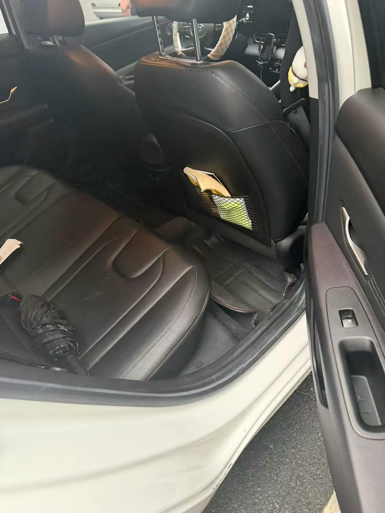 Hyundai 2021 Elantra -3-compartment 1.5 stepless LUX premium automatic gear 6