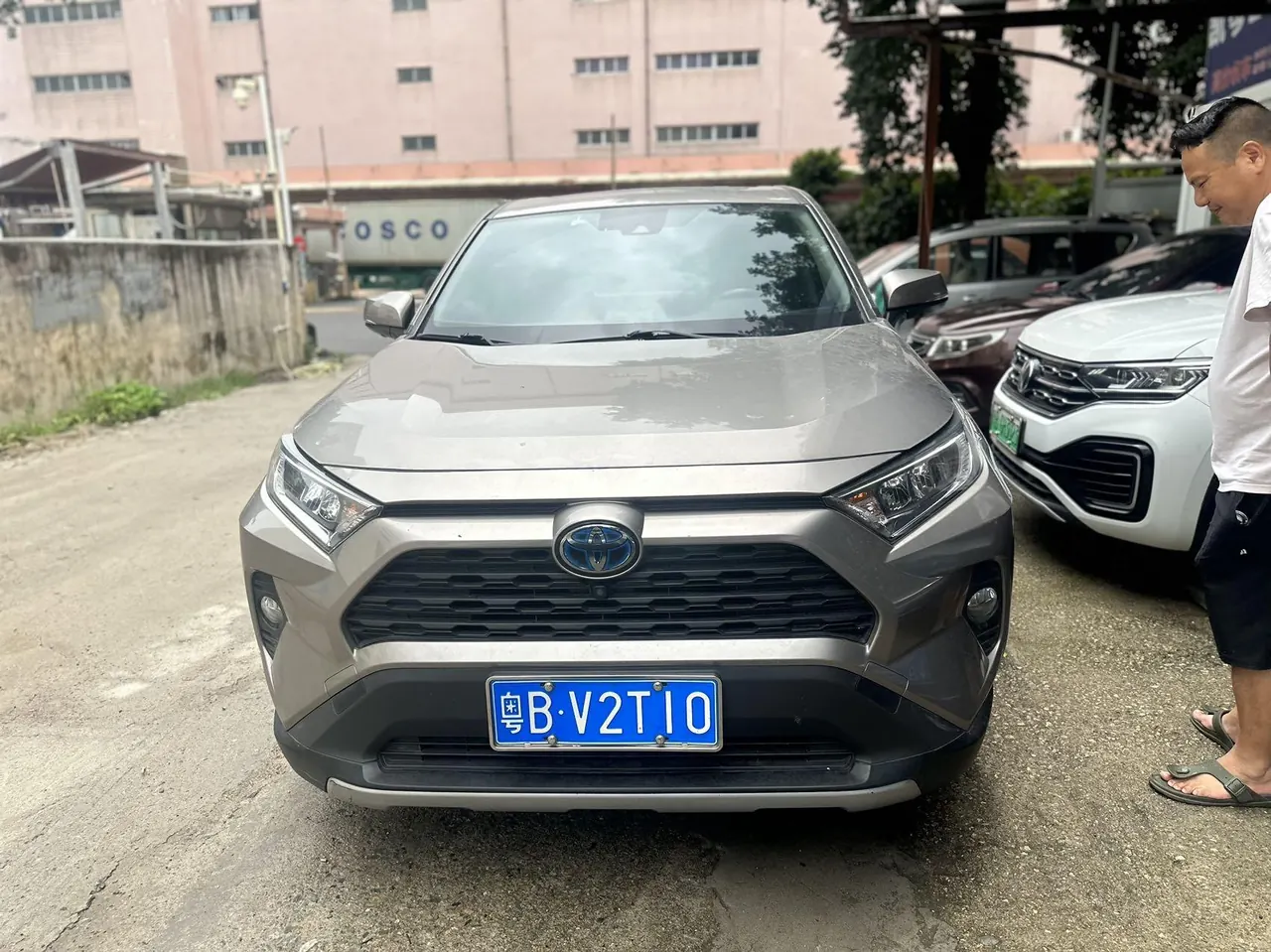 Toyota 2021 RAV4 Rongfang Double Engine 2.5 Stepless Four-wheel Drive Elite PLUS Edition Automatic Gear 2