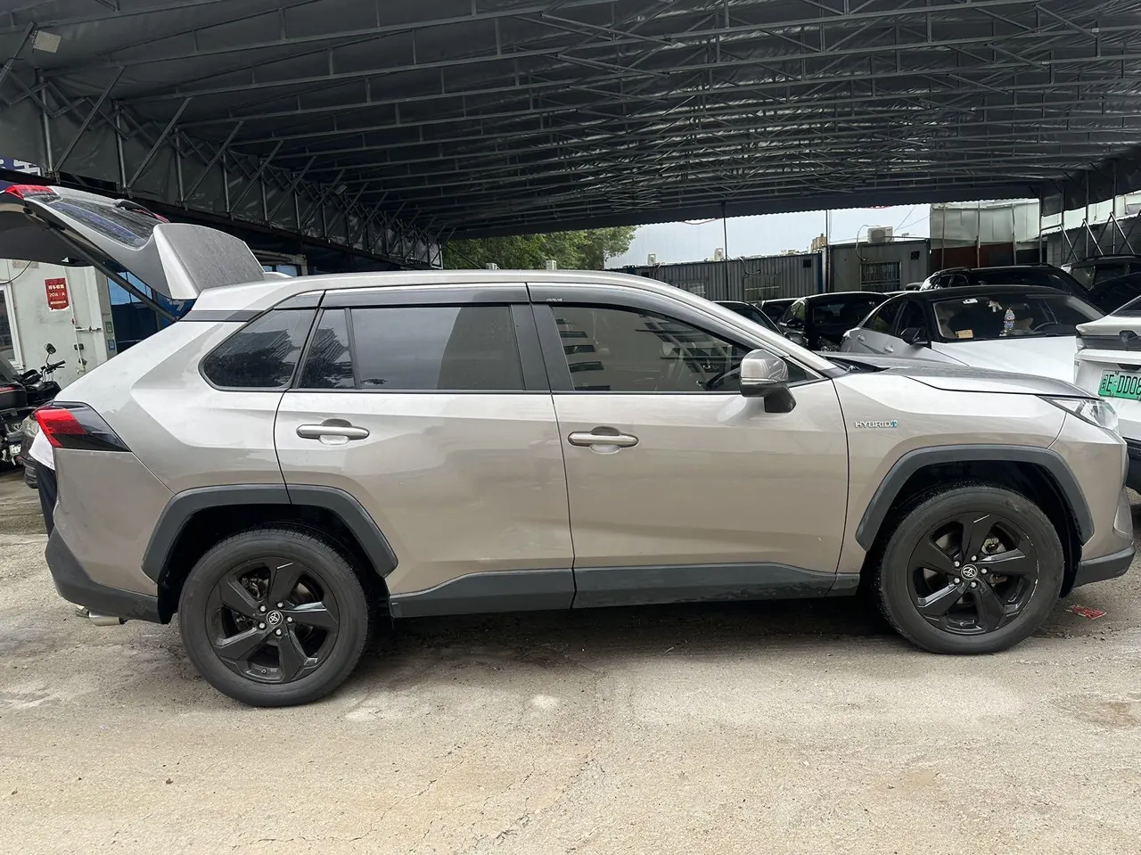 Toyota 2021 RAV4 Rongfang Double Engine 2.5 Stepless Four-wheel Drive Elite PLUS Edition Automatic Gear 8