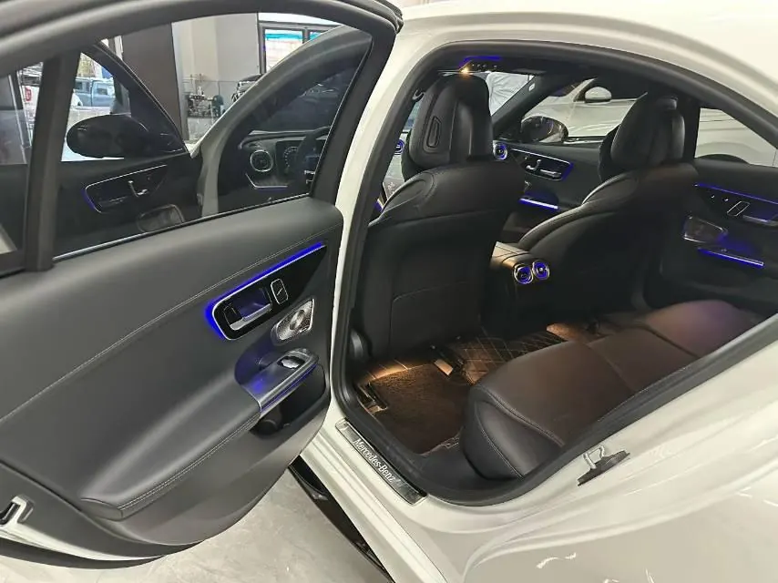 Mercedes Benz Class C 2024 C 260 L 48V 1.5T Hao Night Sports Edition (Modified 3) Automatic Gear 9