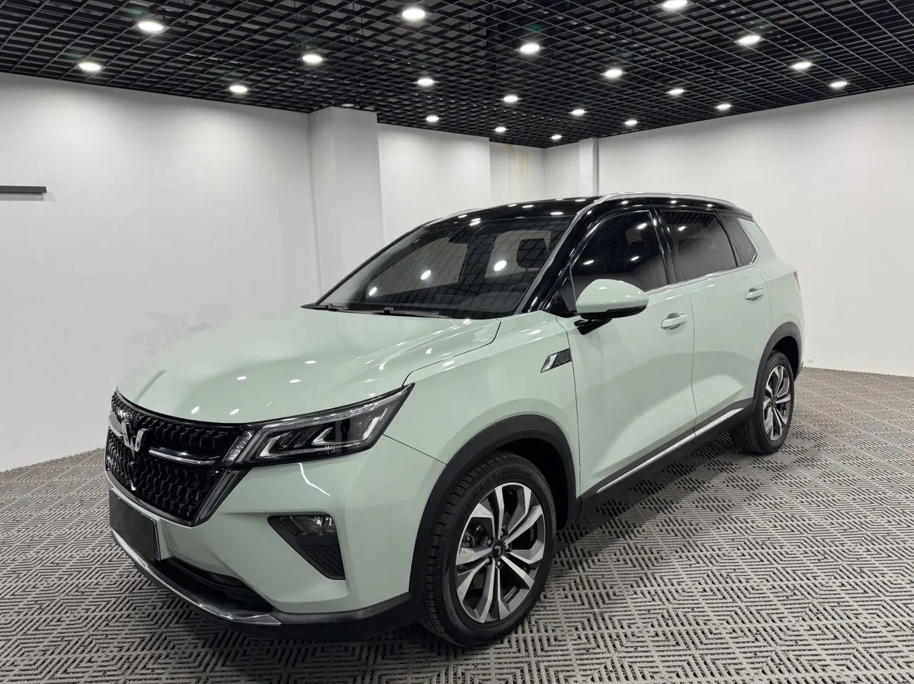 Open image lightbox: WuLing 2021 stars 1.5T stepless star version automatic gear